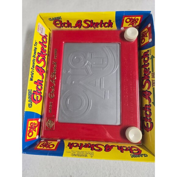 Classic Etch A Sketch Red Drawing Toy By Ohio Art‎ # 505 From 2001 - Picture 4 of 10